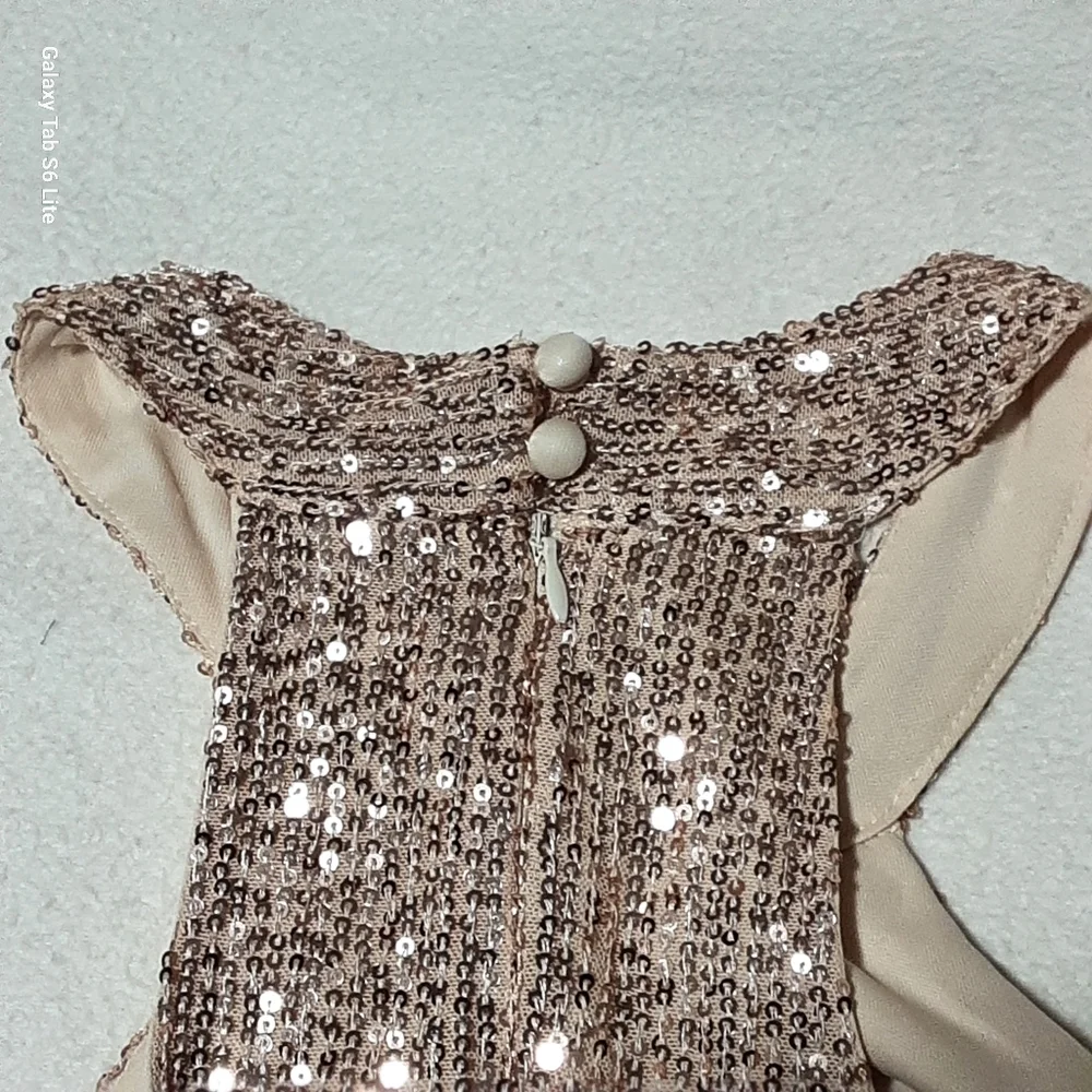 A ARFAR Elegant Sequin Gown Size S. - Picture 6 of 11
